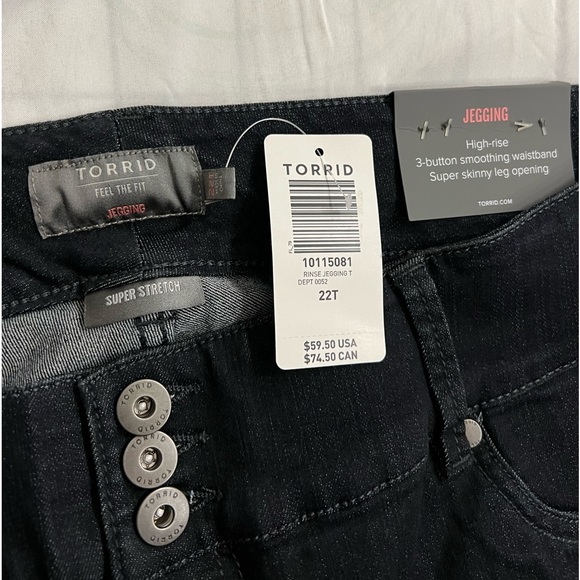 Torrid. 22T NWT jeggins - Picture 1 of 3